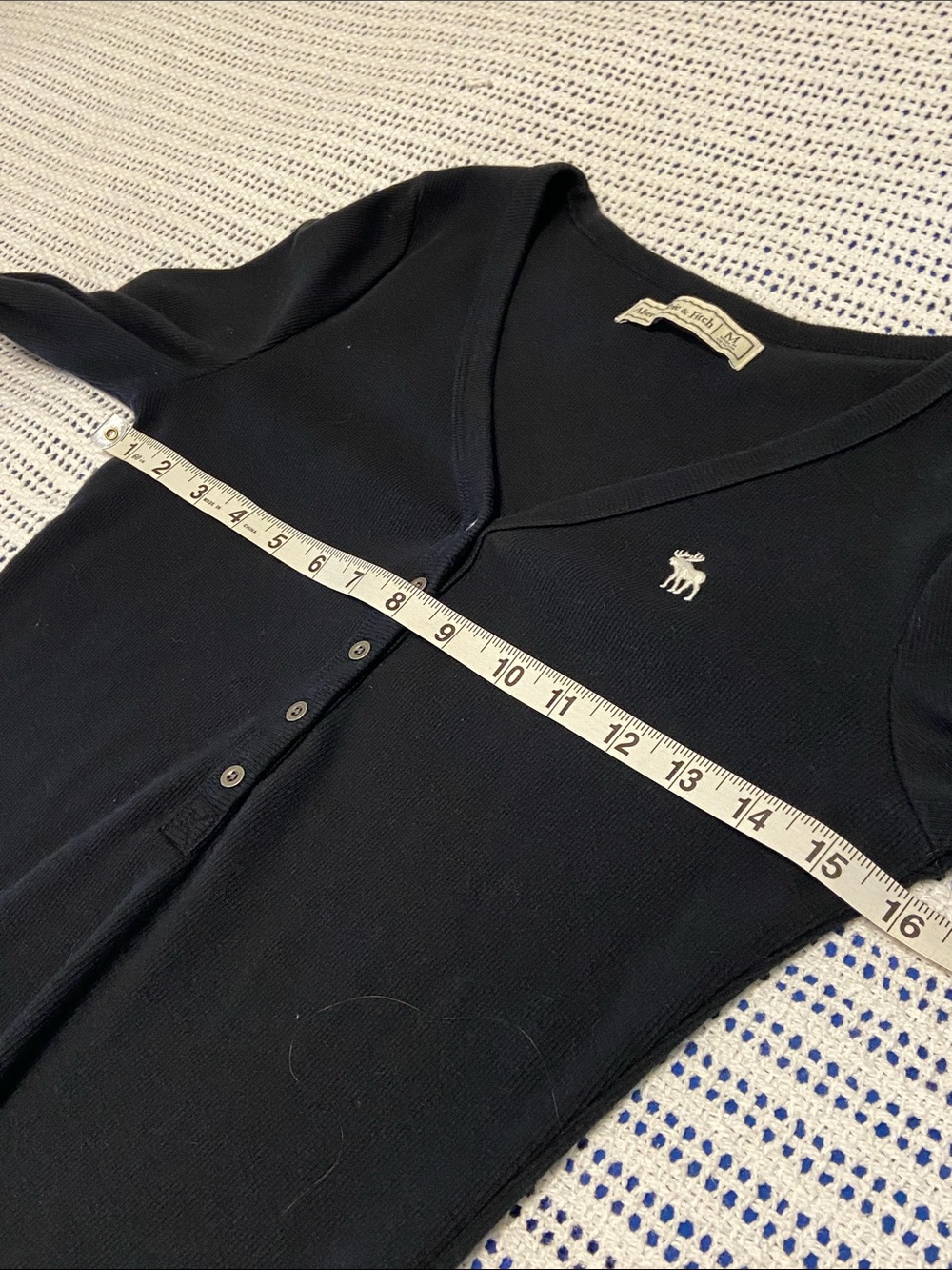 Abercrombie & Fitch long-sleeve henley rib top moose logo chest Size Medium - Picture 9 of 9